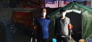 市文旅集團(tuán)一線戰(zhàn)“疫”之：黨旗飄揚(yáng)在門外，黨旗扎根在心里，53歲和35歲黨員成絕佳搭檔